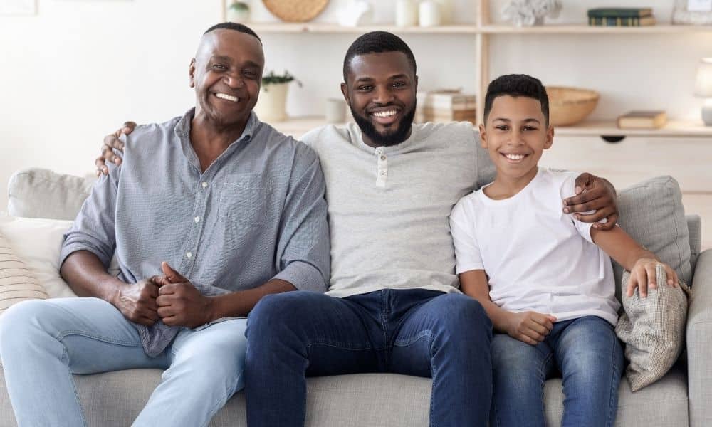 Benefits of Solar Energy in Multigenerational Homes 6 family